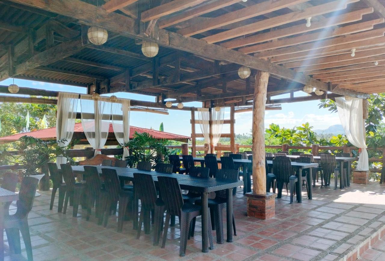 Reddoorz @ Sun Kissed Resort Guindulman Anda  Buitenkant foto